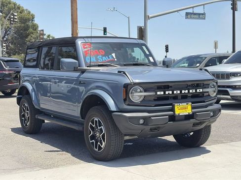 Used 2023 Ford Bronco Outer Banks AWD/4WD image 13