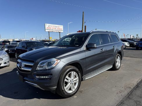 Used 2015 Mercedes-Benz GL 450 4MATIC image 4