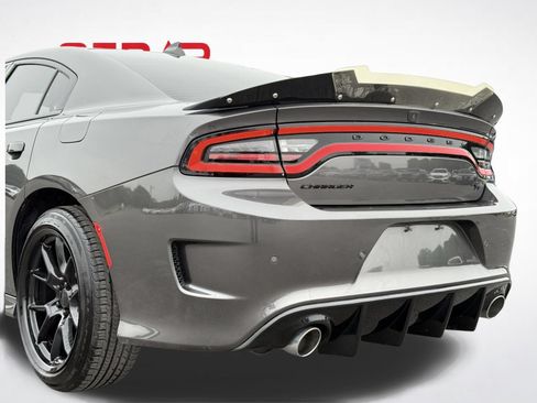 Used 2022 Dodge Charger R/T w/ Blacktop Package RWD image 3