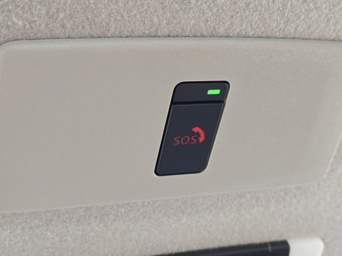 Used 2024 Nissan Kicks SV image 27