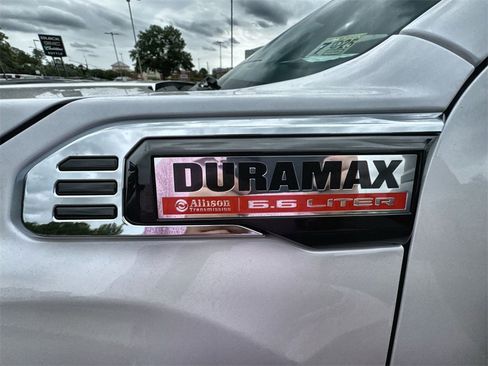 Used 2024 GMC Sierra 2500 Denali w/ Denali Reserve Package image 32