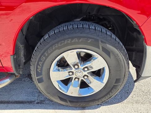 Certified 2019 RAM 1500 Classic SLT RWD image 20