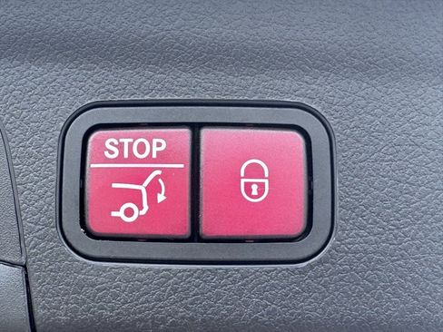 Used 2021 Mercedes-Benz GLE 350 image 33