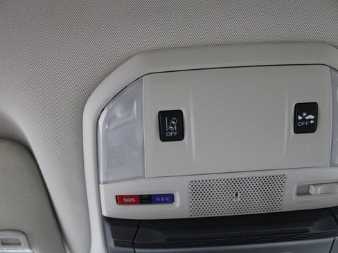 Used 2020 Subaru Ascent Premium w/ Convenience Package image 44