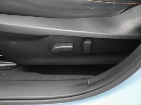 Used 2020 Subaru Crosstrek 2.0i Limited w/ Popular Package #5 image 19