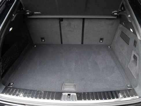 Certified 2026 Porsche Cayenne GTS AWD/4WD image 18