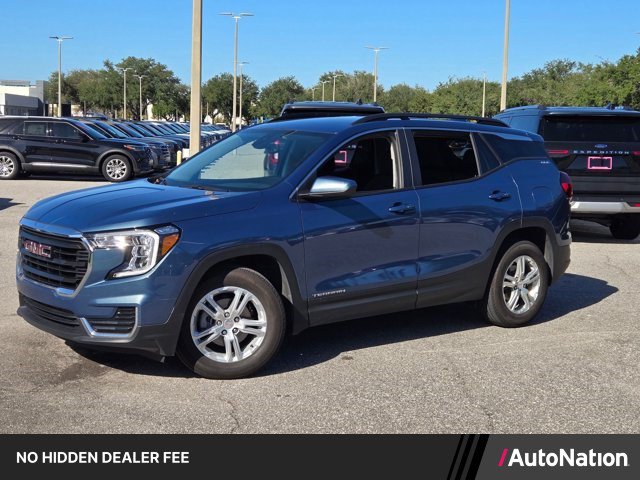 Used 2024 GMC Terrain SLE w/ Driver Convenience Package FWD image 1