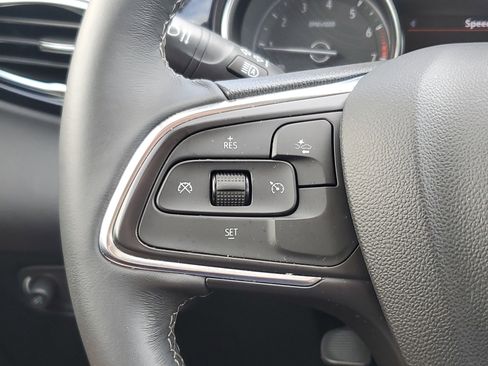 Used 2023 Buick Encore GX Select w/ Sport Touring Package image 24