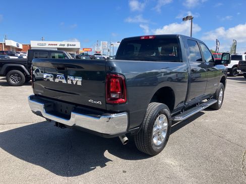 Certified 2026 RAM 2500 Big Horn AWD/4WD image 5