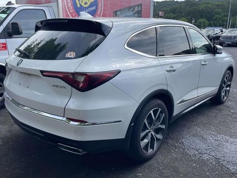Used 2023 Acura MDX FWD w/ Technology Package image 3