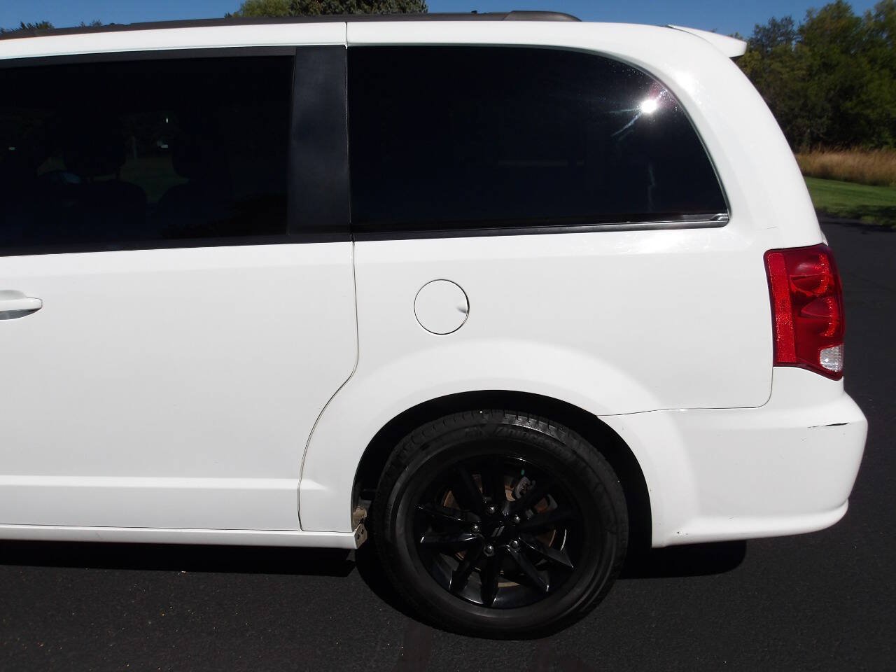 Used 2019 Dodge Grand Caravan GT FWD image 36