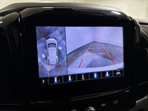 Used 2021 Chevrolet Traverse Premier image 16