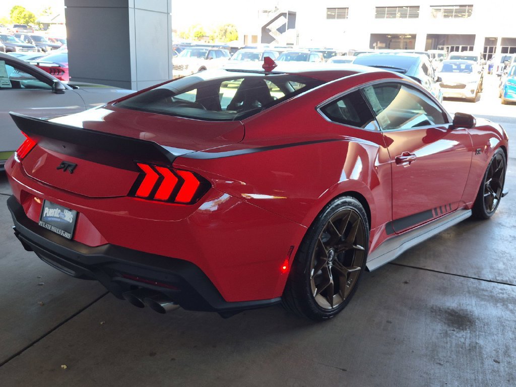 New 2026 Ford Mustang GT Premium w/ GT Performance Package RWD image 6