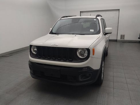 Used 2015 Jeep Renegade Latitude w/ Popular Equipment Group AWD/4WD image 15