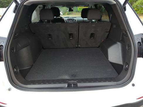 Used 2022 Chevrolet Equinox LT image 30