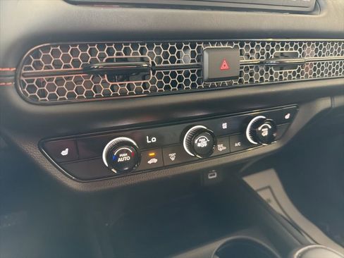 Certified 2024 Honda HR-V Sport image 30