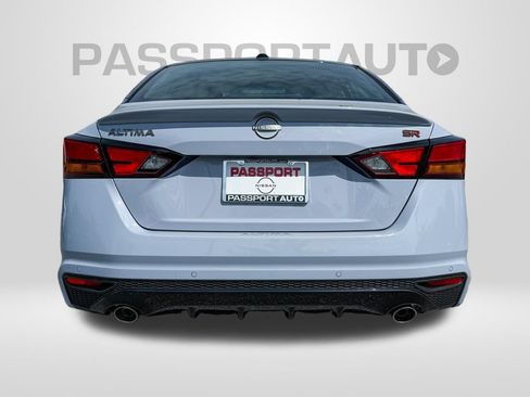 New 2026 Nissan Altima 2.5 SR w/ SR Premium Package FWD image 6