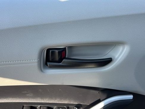 New 2026 Toyota Corolla Cross LE w/ Moonroof Package image 10