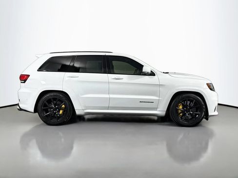 Used 2018 Jeep Grand Cherokee Trackhawk AWD/4WD image 9