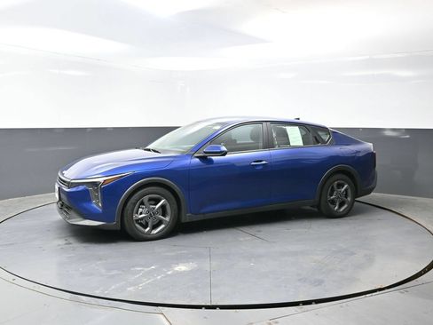 Used 2025 Kia K4 FWD image 10