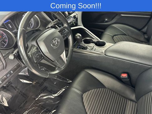 Used 2023 Toyota Camry SE FWD image 10
