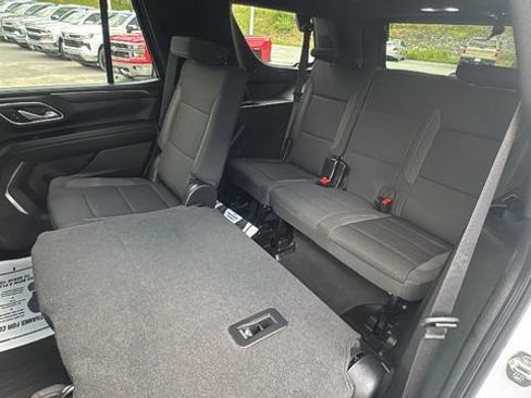 Used 2024 Chevrolet Tahoe LS AWD/4WD image 19