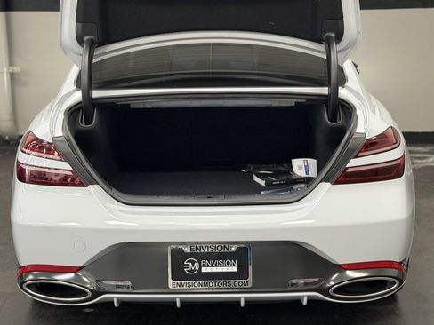 Used 2022 Genesis G70 3.3T image 15