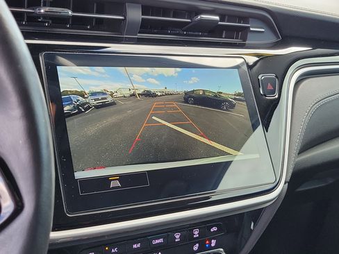 Used 2023 Chevrolet Bolt EUV LT w/ Convenience Package image 27