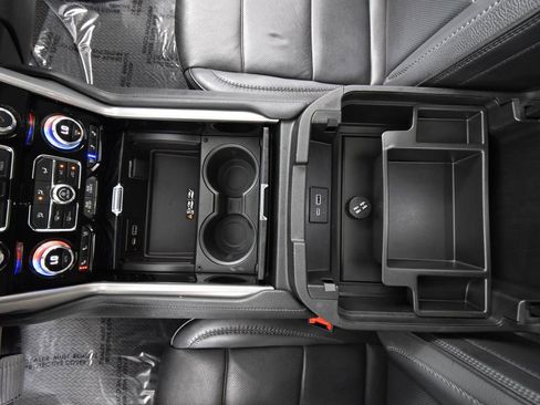 Used 2022 GMC Yukon Denali w/ Denali Ultimate Package image 38