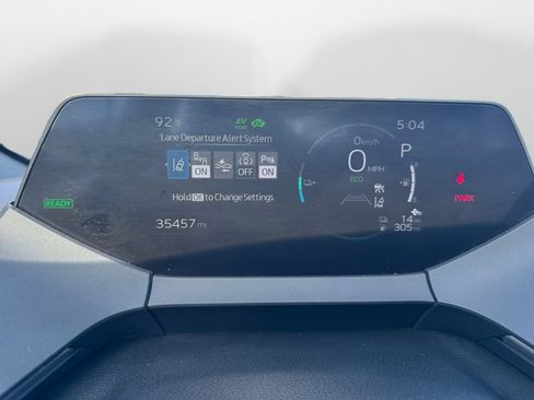 Used 2025 Toyota Prius Plug-In Hybrid FWD image 11