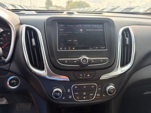 Used 2023 Chevrolet Equinox LT FWD image 25