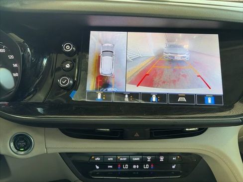 Used 2021 Buick Envision Essence w/ Technology Package I FWD image 10