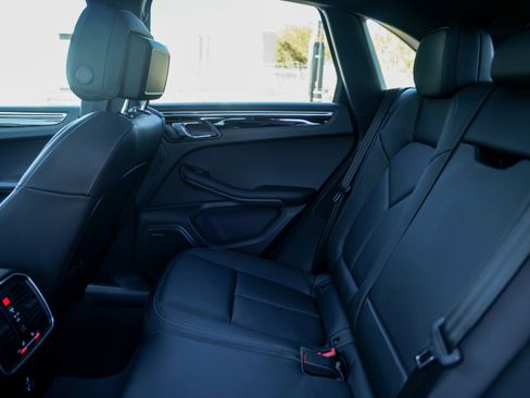 New 2026 Porsche Macan Turbo image 27