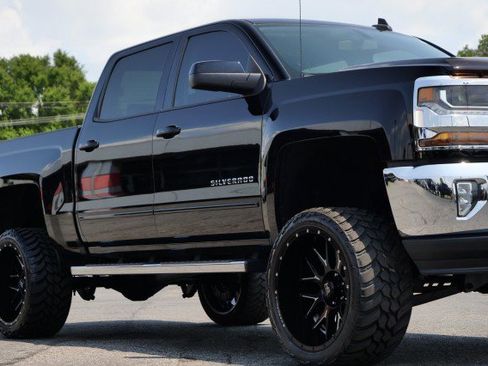 Used 2016 Chevrolet Silverado 1500 LT w/ All Star Edition AWD/4WD image 11
