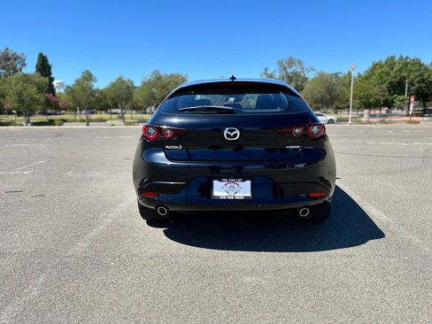 Used 2022 MAZDA MAZDA3 s FWD image 6