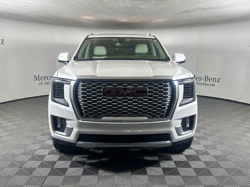 Used 2021 GMC Yukon XL Denali AWD/4WD image 2