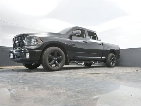 Used 2018 RAM 1500 Big Horn AWD/4WD image 44