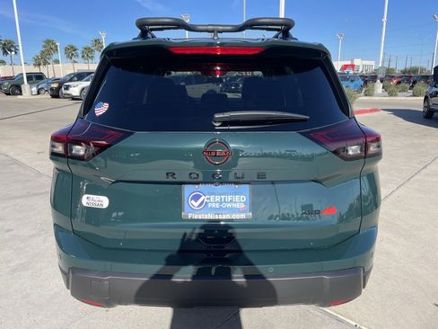 Certified 2026 Nissan Rogue SV image 4