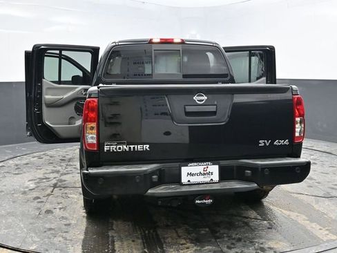 Used 2020 Nissan Frontier SV image 35