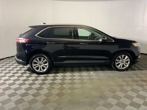 Used 2019 Ford Edge Titanium image 8
