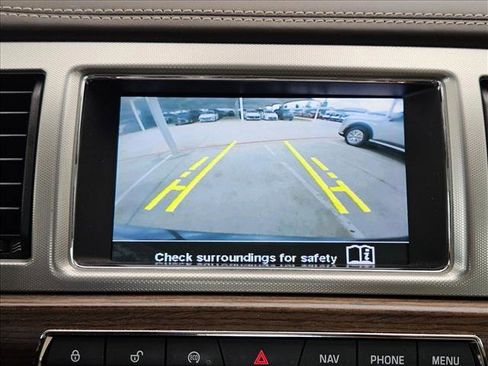 Used 2015 Jaguar XF Portfolio RWD image 12