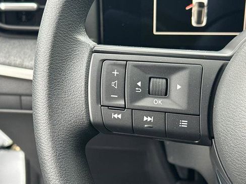 New 2026 Nissan Kicks S image 26