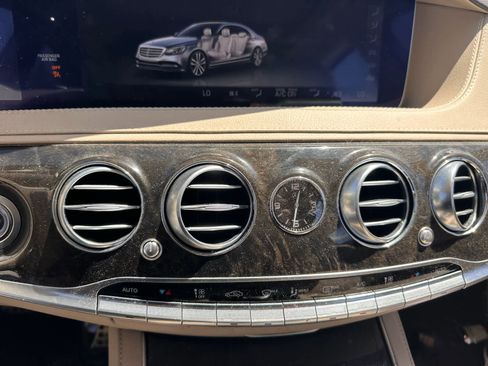 Used 2019 Mercedes-Benz S 450 Sedan image 16