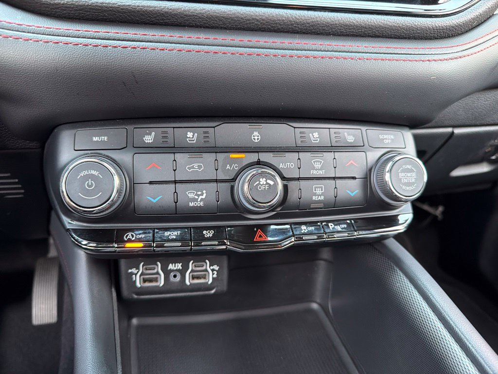 Certified 2024 Dodge Durango GT AWD/4WD image 12