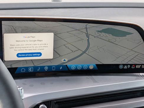 New 2026 Cadillac Vistiq Luxury image 18