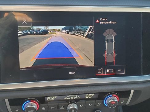 Used 2022 Audi Q3 2.0T Premium image 34