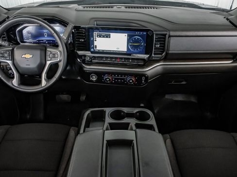 Used 2024 Chevrolet Silverado 1500 LT w/ Z71 Off-Road Package image 13