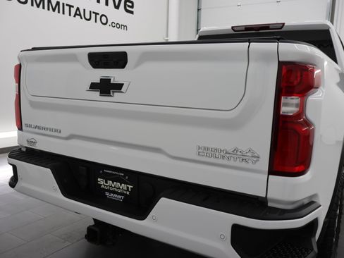 Used 2022 Chevrolet Silverado 3500 High Country w/ Safety Package II AWD/4WD image 32