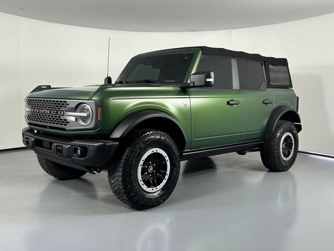 Used 2022 Ford Bronco Badlands AWD/4WD image 3