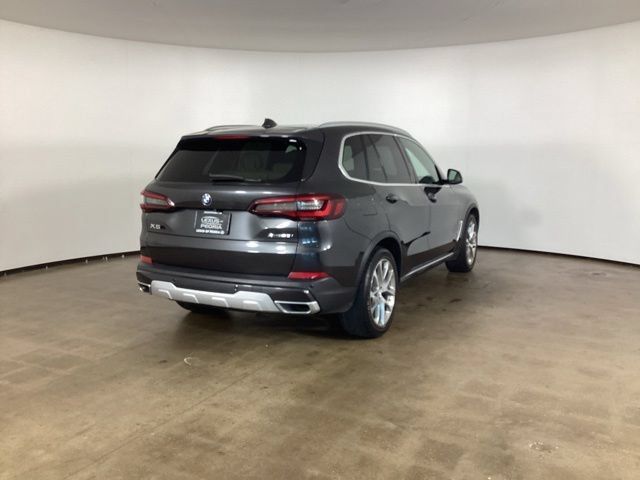 Used 2022 BMW X5 xDrive40i w/ Luxury Seating Package AWD/4WD image 5